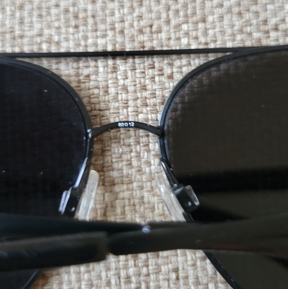 Michael Kors MK5016 Pilot Sunglasses for Men for Women, black color. - Picture 7 of 10